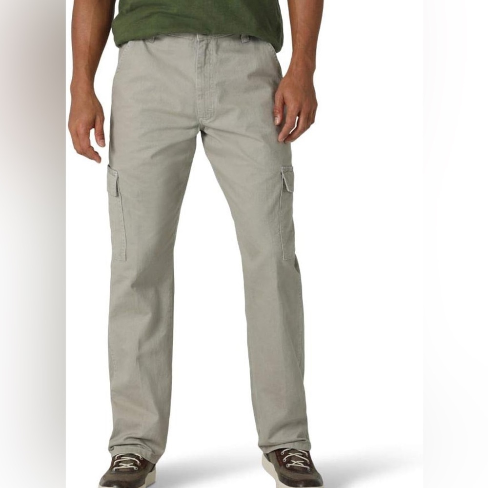 Wrangler Authentics Men’s Twill Relaxed Fit Cargo Pant 42x32”